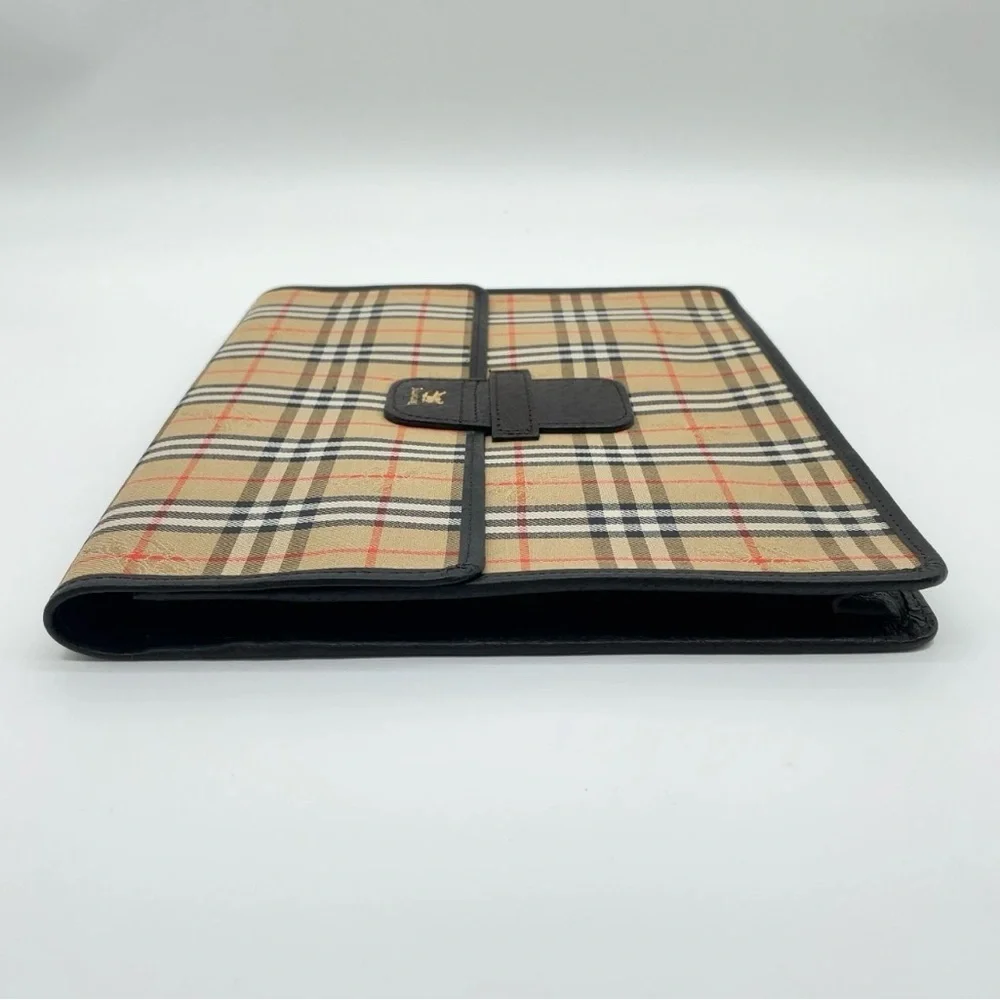 Auth Burberry Nova Check Shadow Horse Canvas Beige Clutch bag